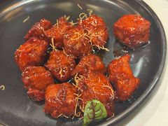 红酒泡牛仔粒-荟廷·晶萃(陆家嘴尚悦湾店)