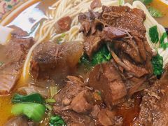 半筋半肉面-金杨拉面王小吃面馆·牛三宝面·红烧牛肉粉
