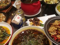 -万重锦·人文川菜馆(骡马市店)