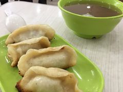 -珊珊小笼馆(仙霞路店)