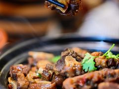 红焖牛尾-董厨煨汤馆(车站路店)