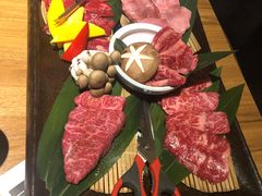 -炼火烤肉店