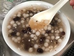 酒酿元宵-芳婆糕团店(王府大街店)