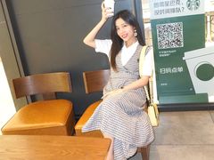 -星巴克(武汉江夏中百广场店)