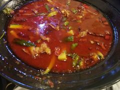 -虾弄弄海派小龙虾·牛羊蝎子火锅