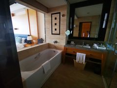 -海创大连科技交流中心(海事大学地铁站店)