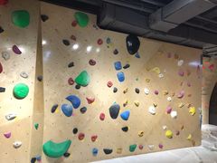 -ROCKPLUS攀岩馆(环宇城店)