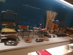 自助取餐区-海尊智选假日酒店-餐厅