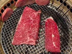 -铭牛烧肉·和牛海鲜自助(高新月牙湖店)