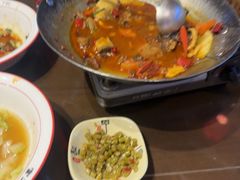 -富正毅三下锅·湘西韵味(天门山索道店)