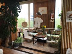 露天位-仙峰天然面包(迎宾路店)