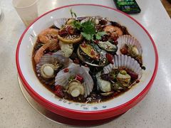 -老东镇啤酒屋海鲜加工·蒸汽海鲜·海鲜烧烤(台东店)