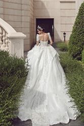 -派丽莫Pellimo原创设计婚纱品牌