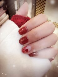 -手牵手美甲