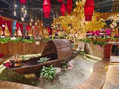 -老滇山寨•云南特色菜•地方菜•民族风情歌舞表演(金碧店)