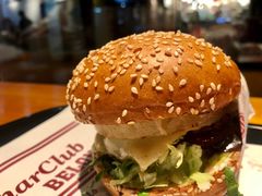 -The Habit Burger Grill 哈比特汉堡(复兴soho店)