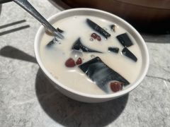 椰汁龟苓膏-椰妹·椰子鸡火锅(三祺广场店)