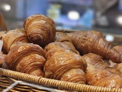 -万利隆·活力烘焙(人民路店)