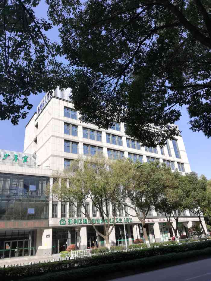 青少年宫(吉庆街店)-"之前带家里的大兄弟来这里补课环境挺好,.