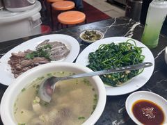 -乌文新澄海卤鹅店