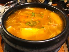 泡菜海鲜豆腐汤-肉魁屋·烧肉·烧鸟·酒场(高新店)