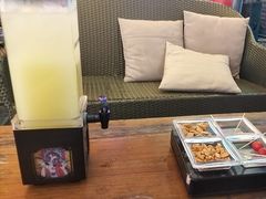 -喜鹊音乐酒馆(西街店)