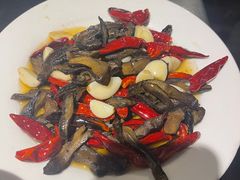 见手青又嫩又鲜-南蛮子(进贤路店)