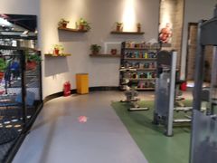 -英派斯健身游泳馆