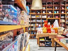 -百新书局(尚悦湾店)