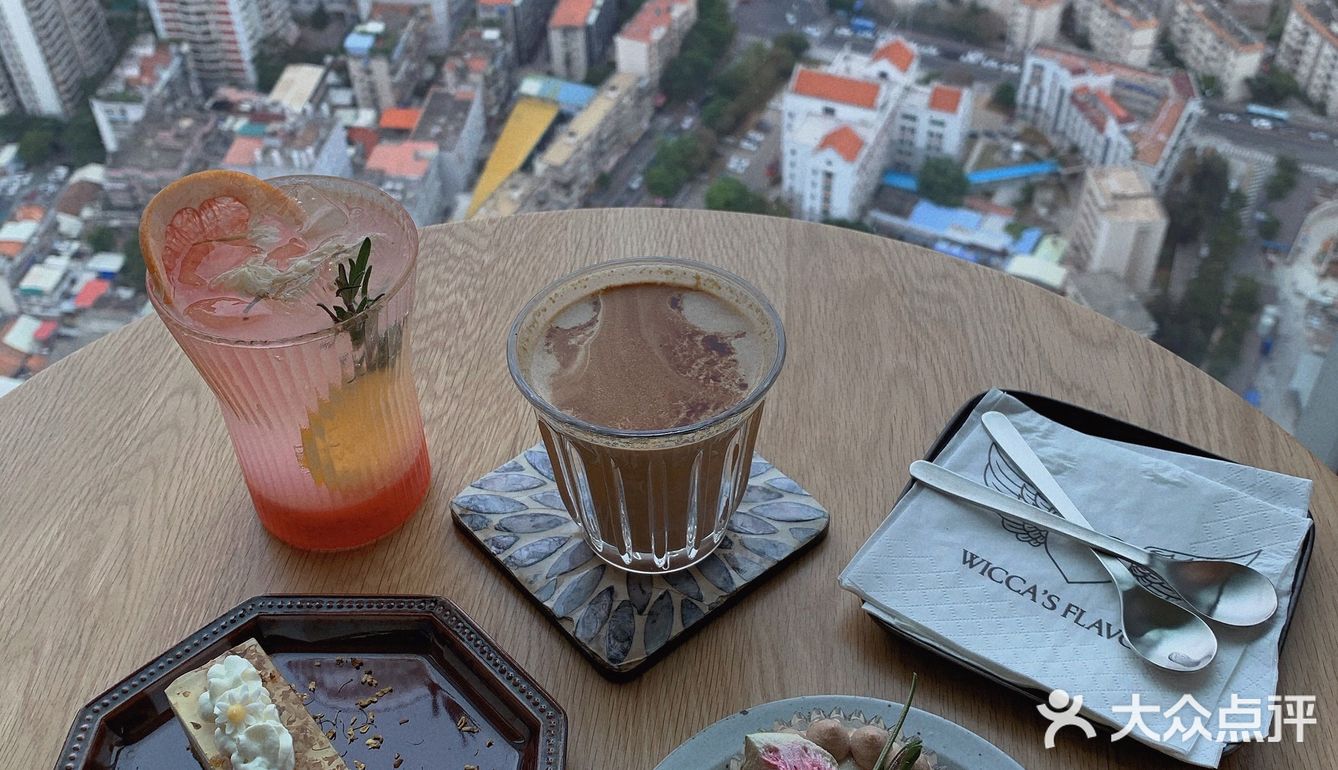 人均30打卡双子塔55F高空下午茶🌅