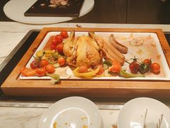 -筠咖啡西餐厅(上海国展宝龙丽筠酒店)