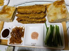 -闻道食府烙饼卷带鱼(原车耳营店原大觉寺店)
