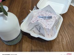 -山与蓝·轻糖鲜果蛋糕(勒泰店)