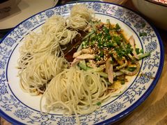 -临界音乐酒馆·小龙虾·江湖菜(华熙LIVE·鱼洞店)