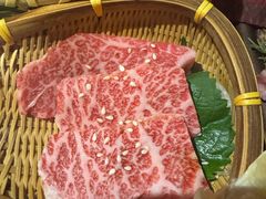 -山川小町·极番烧肉(新地假日广场店)