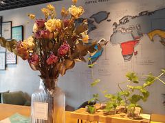 -ZING COFFEE 镜咖啡