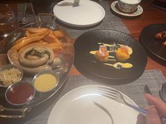 -MONICH牛排融合餐厅(和义大道购物中心店)