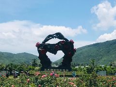 -亚龙湾国际玫瑰谷