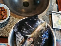 招牌柴火灶台鱼头-好灶头妈妈菜·柴火灶台鱼·千岛湖土菜地标美食