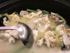 -品香菜馆(旗峰路中侨大厦店)
