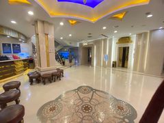 -碧中海汤泉汗蒸酒店