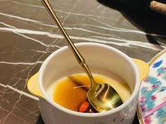 -海派悦庭·海胆烧麦·新融合菜(凯德广场店)