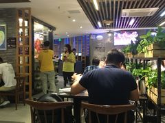 大堂-八合里潮汕鲜牛肉火锅(深圳海岸城店)
