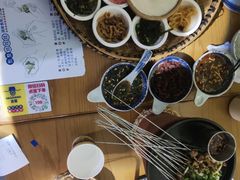 -包整·丝娃娃(一览甲秀楼风景店)