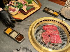 -铭牛烧肉·和牛海鲜自助(高新月牙湖店)