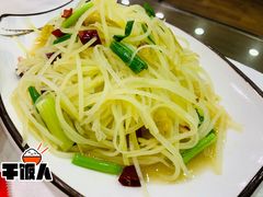 -老鄞江清水龙虾•赵赵家(江北店)