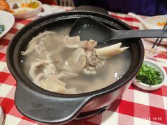-西贝(上海中心店)