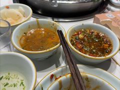 -乡土黄·鲜牛肉火锅·小龙虾(兴业街店)