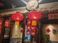 -鱼满舱·鲜活海鲜·正宗鲁菜