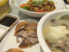 -金鸭都·老北京特色家常菜(潘家园店)